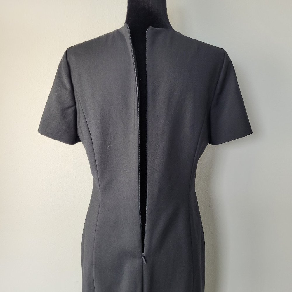 ✅ Antonio Melani black sheath dress with short slevees size 10 - Picture 2 of 12